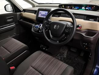 2017 Honda Freed - Thumbnail