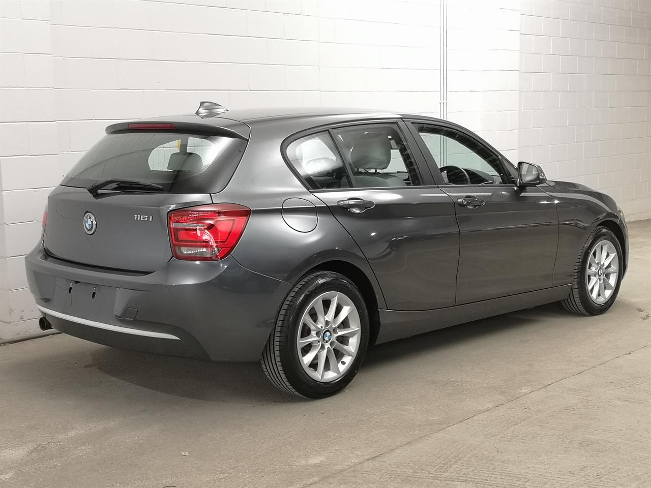 2015 BMW 116i
