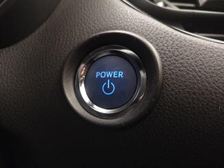 2018 Toyota C-HR - Thumbnail