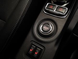 2013 Mitsubishi Outlander - Thumbnail