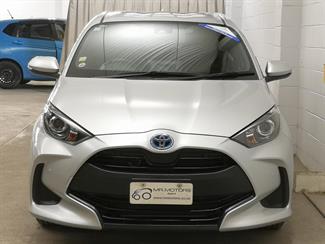 2021 Toyota Yaris - Thumbnail