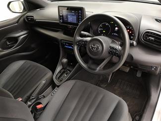 2021 Toyota Yaris - Thumbnail