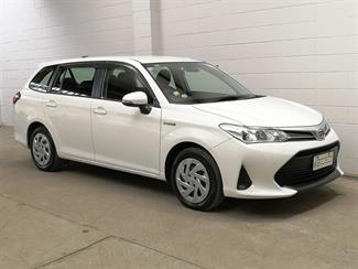 2018 Toyota Corolla - Thumbnail