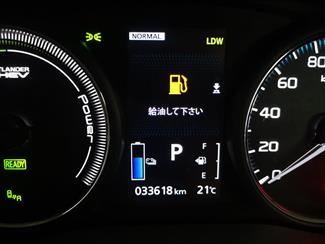 2017 Mitsubishi Outlander - Thumbnail