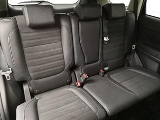 2015 Mitsubishi Outlander - Thumbnail