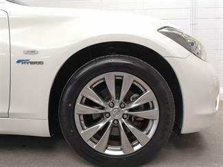 2013 Nissan Fuga - Thumbnail