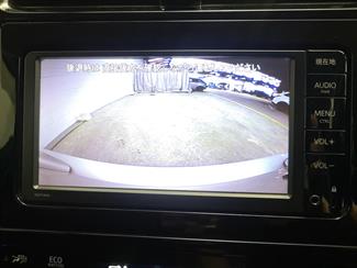 2016 Toyota Prius - Thumbnail