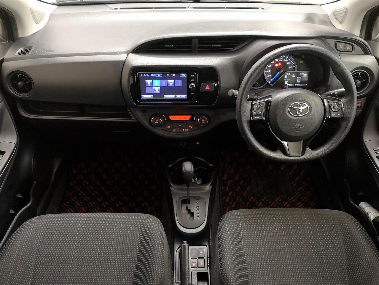 2017 Toyota Vitz