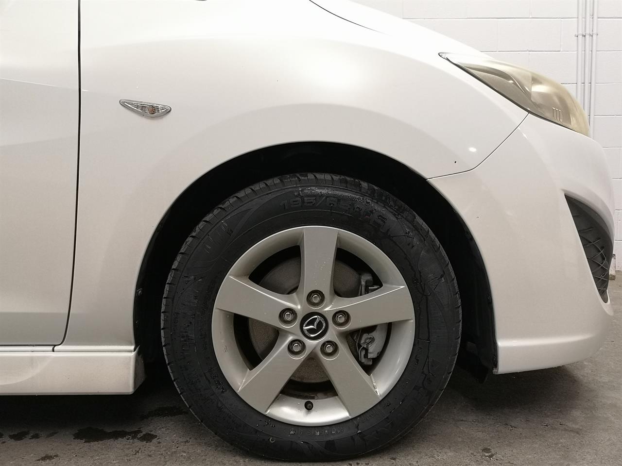 2013 Mazda Premacy