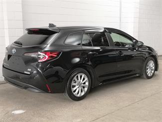 2021 Toyota Corolla - Thumbnail
