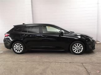 2021 Toyota Corolla - Thumbnail