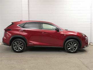 2015 Lexus NX 300h - Thumbnail