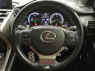 2015 Lexus NX 300h - Thumbnail