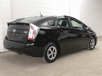 2014 Toyota Prius - Thumbnail