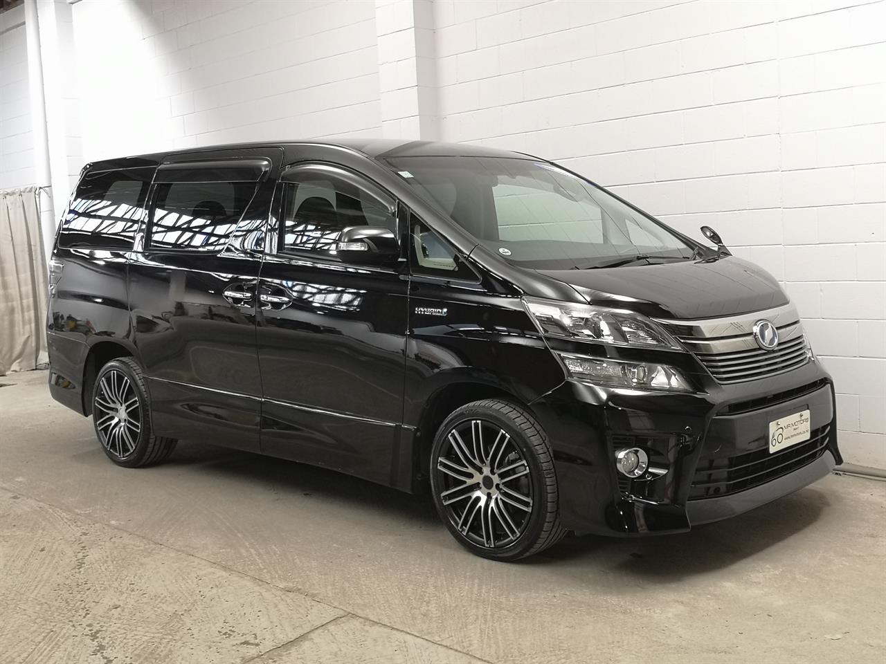 2013 Toyota Alphard