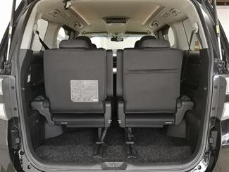 2013 Toyota Alphard - Thumbnail