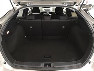 2018 Toyota Prius - Thumbnail