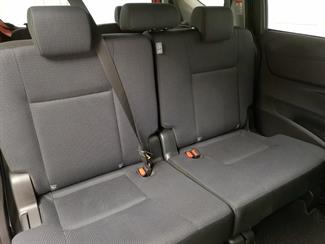 2016 Toyota Sienta - Thumbnail