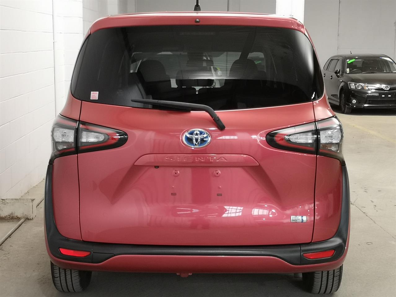 2016 Toyota Sienta