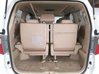 2013 Toyota Alphard - Thumbnail