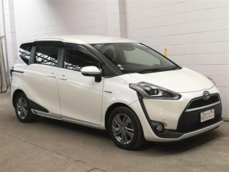 2016 Toyota Sienta - Thumbnail