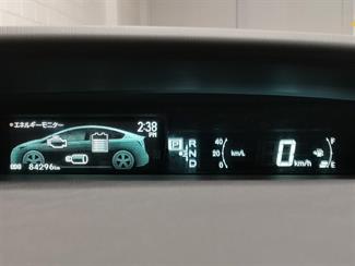 2013 Toyota Prius - Thumbnail