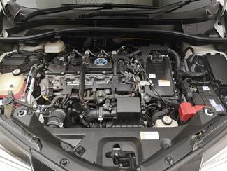 2017 Toyota C-HR - Thumbnail