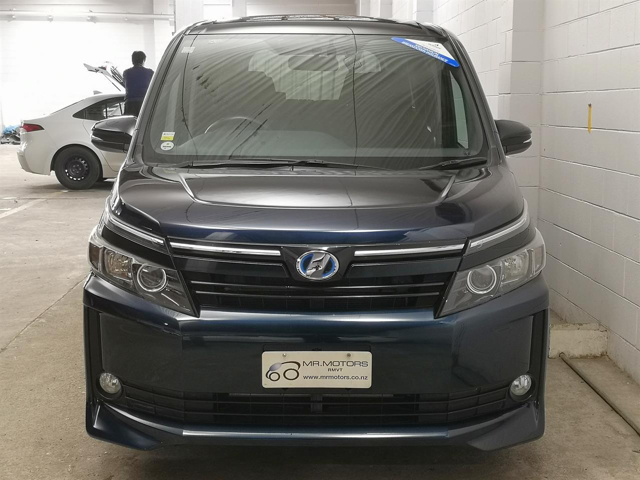 2014 Toyota Voxy