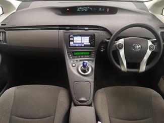 2012 Toyota Prius - Thumbnail