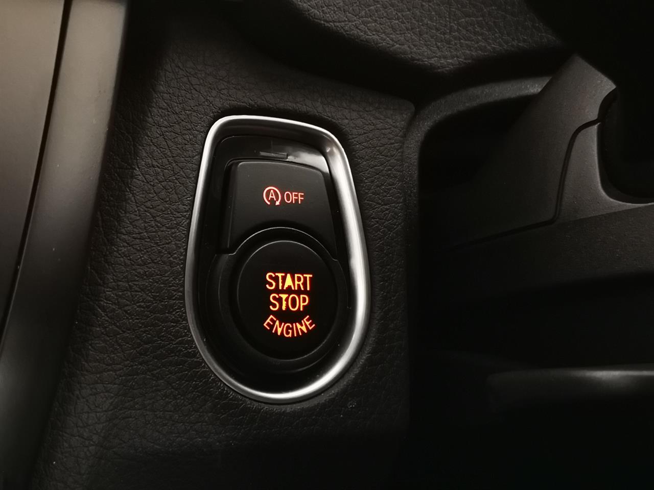 2015 BMW 320i