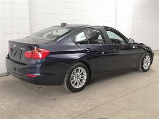 2015 BMW 320i - Thumbnail