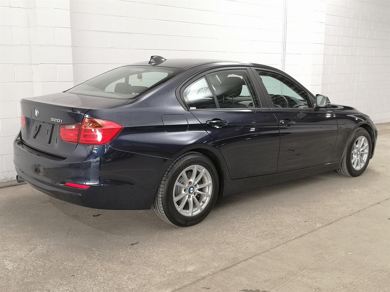 2015 BMW 320i