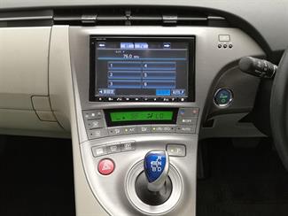 2013 Toyota Prius - Thumbnail
