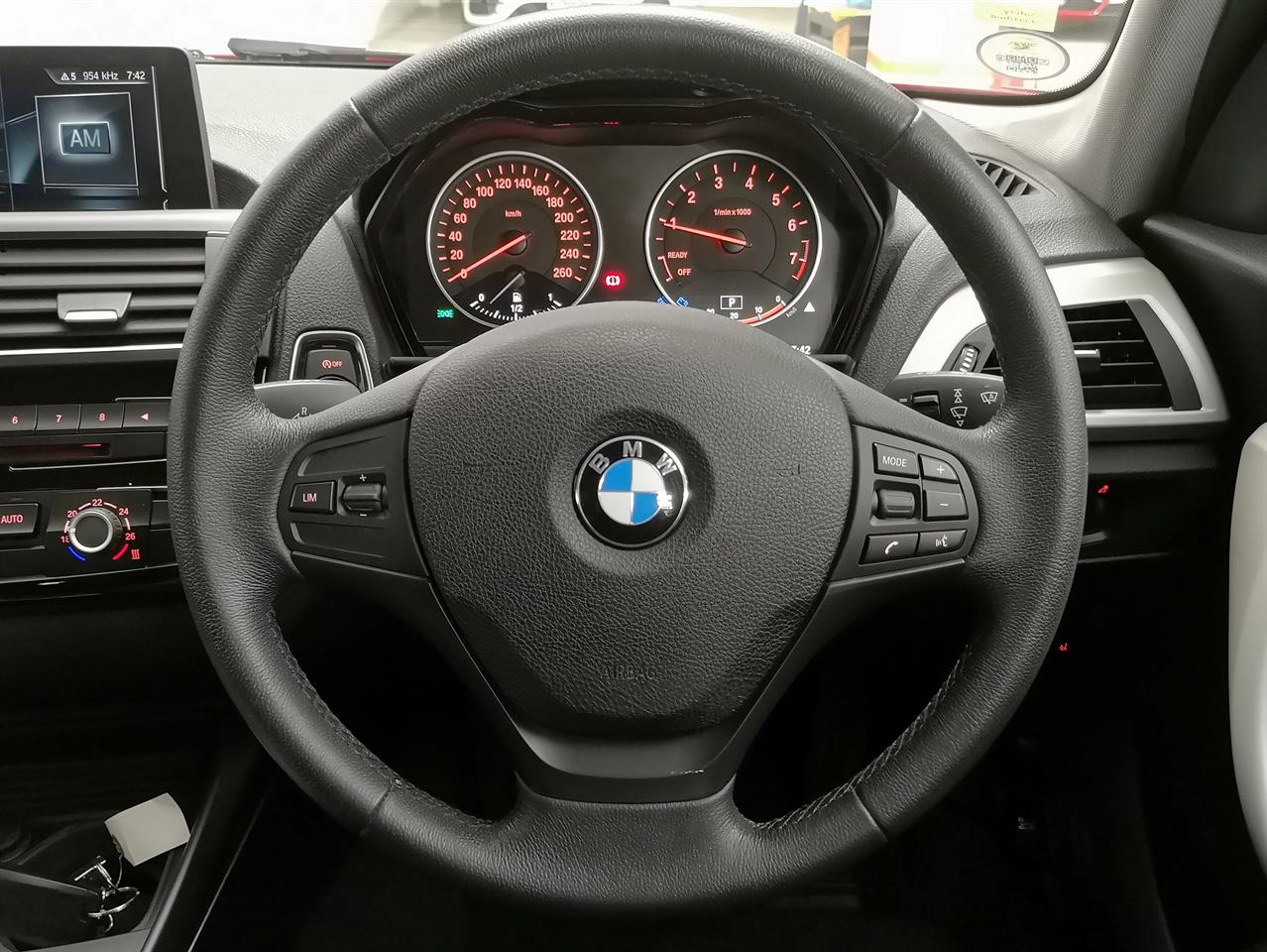 2017 BMW 118I