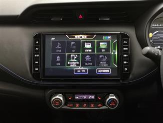 2021 Nissan Kicks - Thumbnail