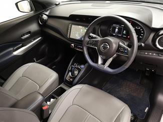 2021 Nissan Kicks - Thumbnail