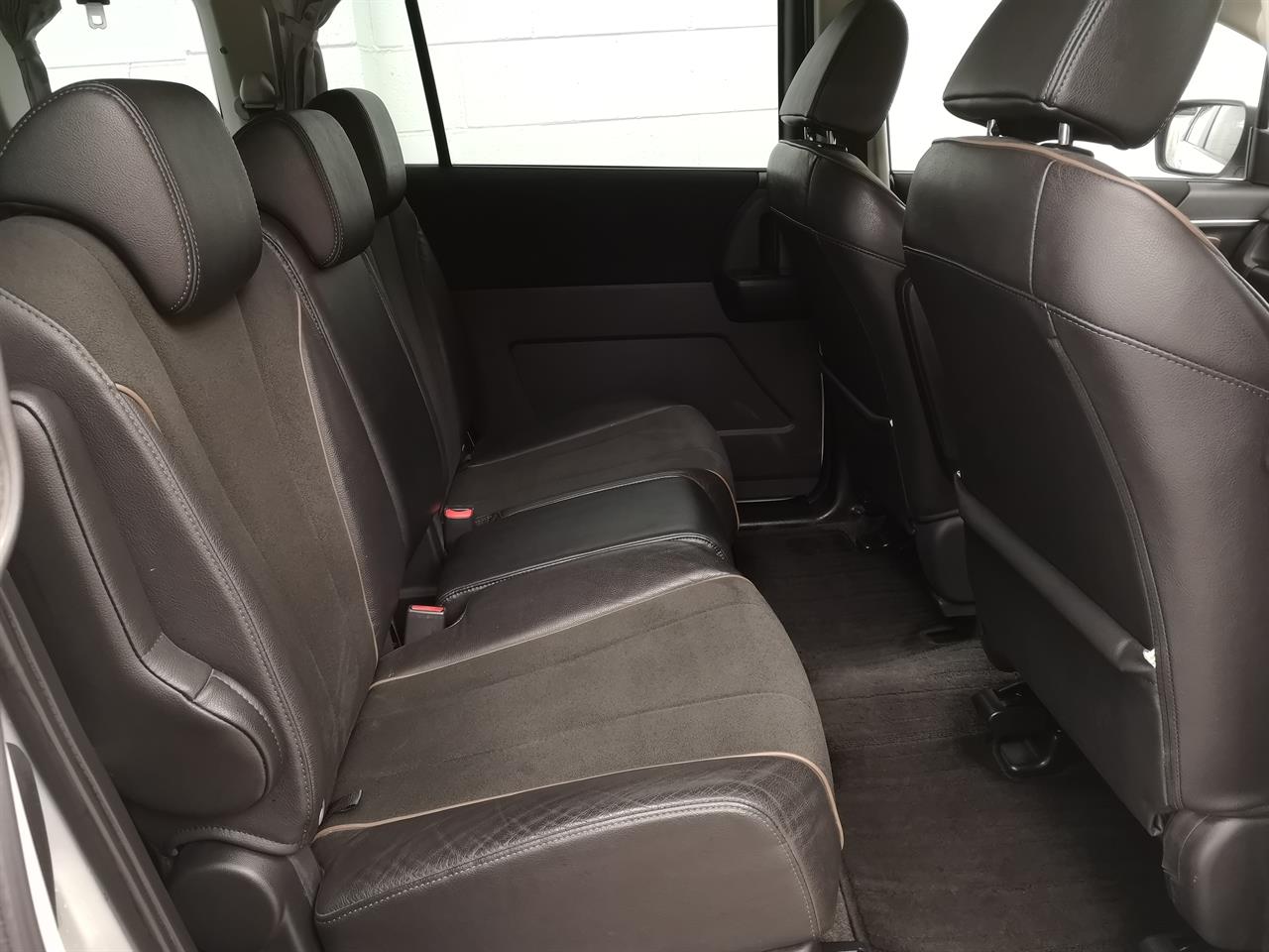 2013 Mazda Premacy