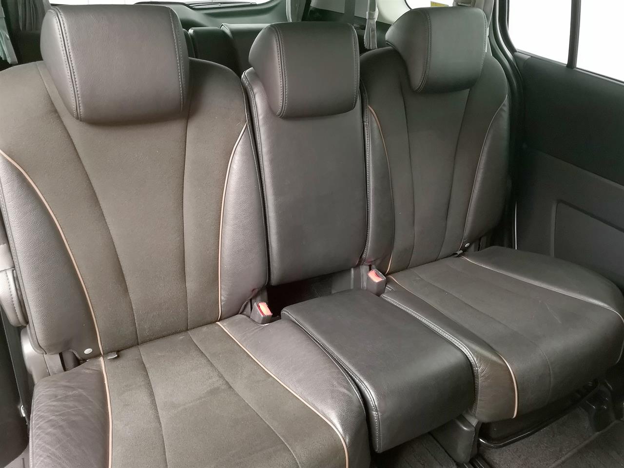 2013 Mazda Premacy