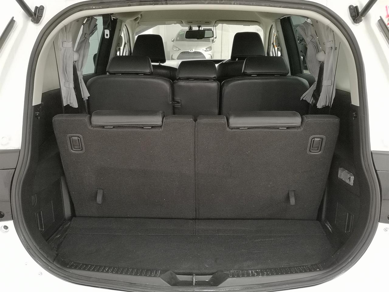 2013 Mazda Premacy
