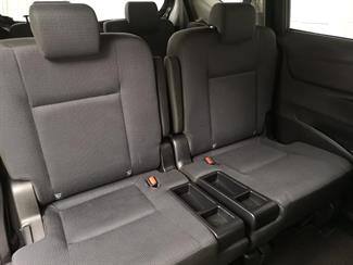 2015 Toyota Sienta - Thumbnail