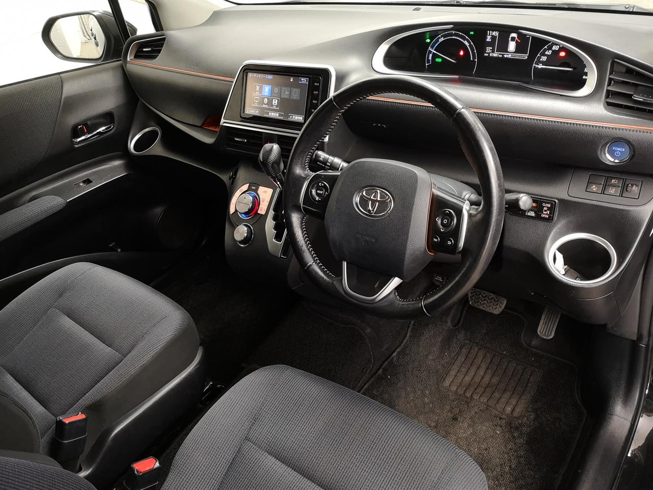 2015 Toyota Sienta