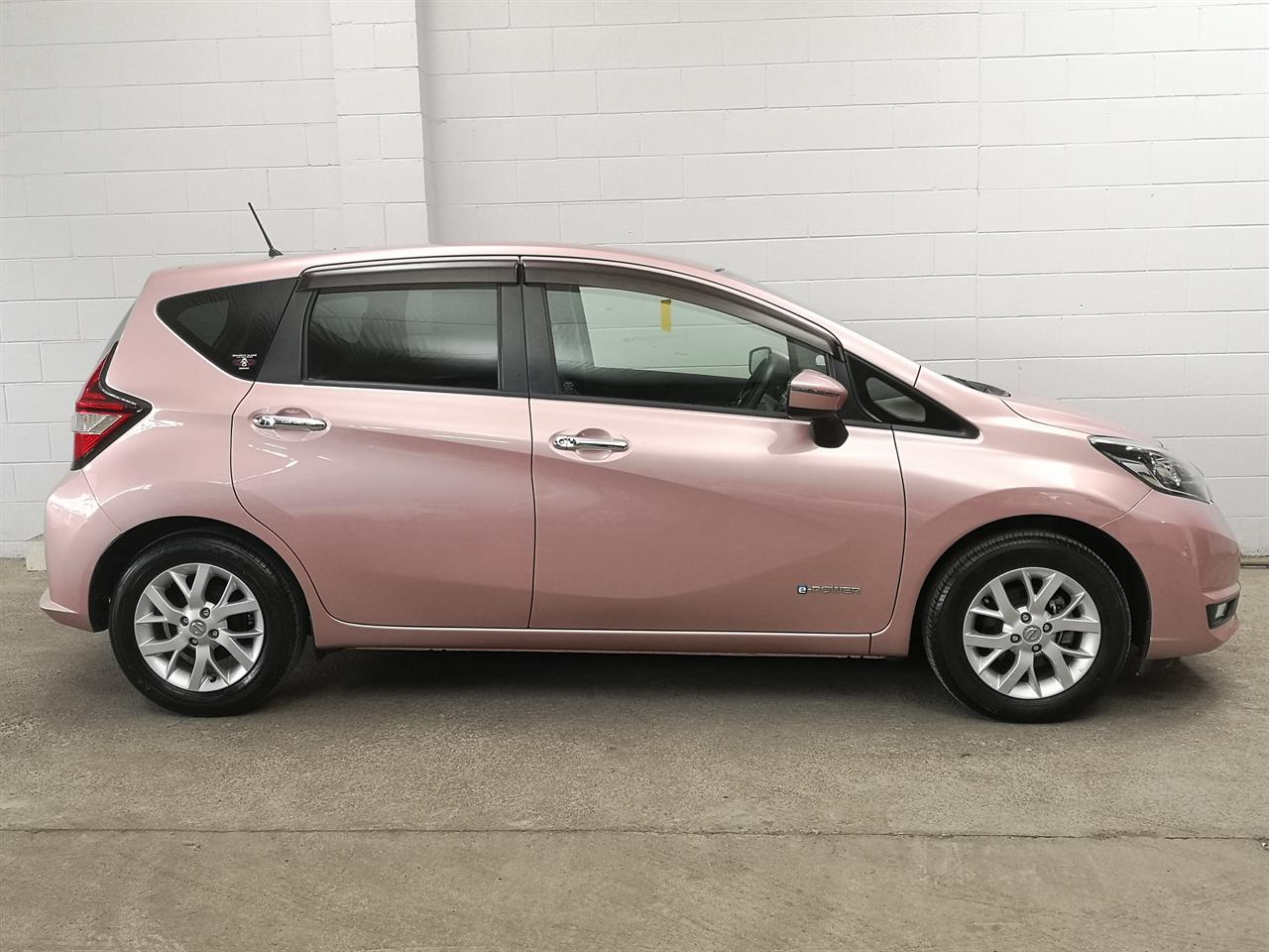 2017 Nissan Note