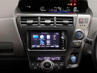 2013 Toyota Prius - Thumbnail