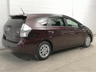 2013 Toyota Prius - Thumbnail