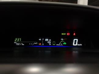 2013 Toyota Prius - Thumbnail