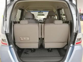 2012 Honda Freed - Thumbnail