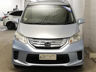 2012 Honda Freed - Thumbnail