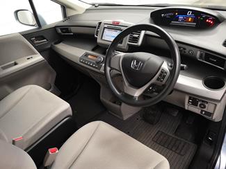 2012 Honda Freed - Thumbnail
