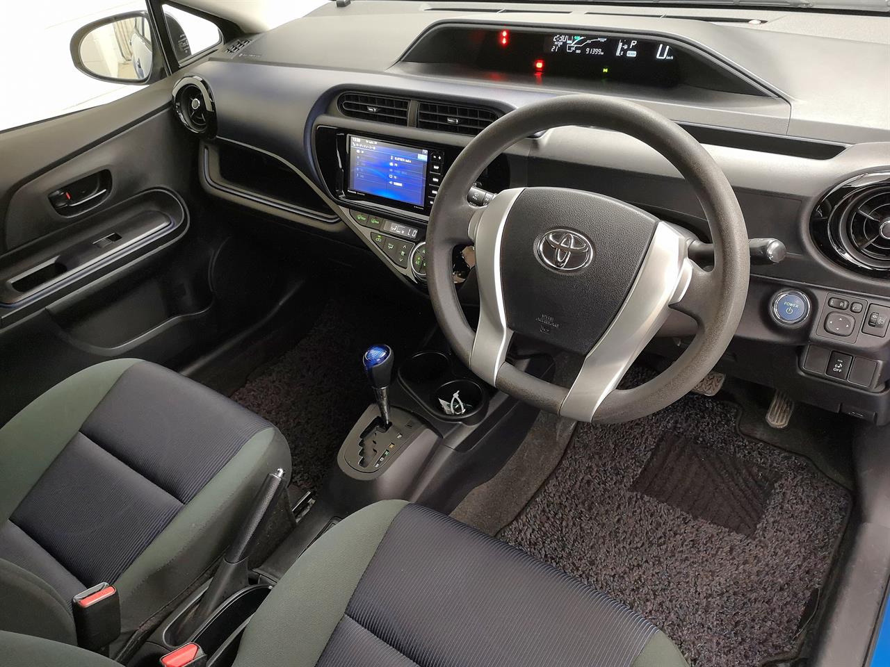 2015 Toyota Aqua