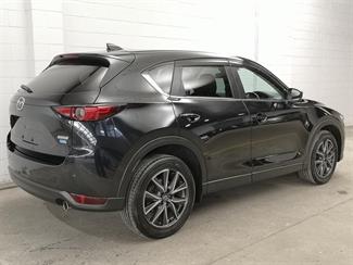 2017 Mazda CX-5 - Thumbnail